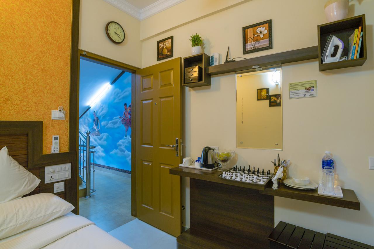 Blue Bell Cochin Airport Hotel Nedumbassery Exteriér fotografie