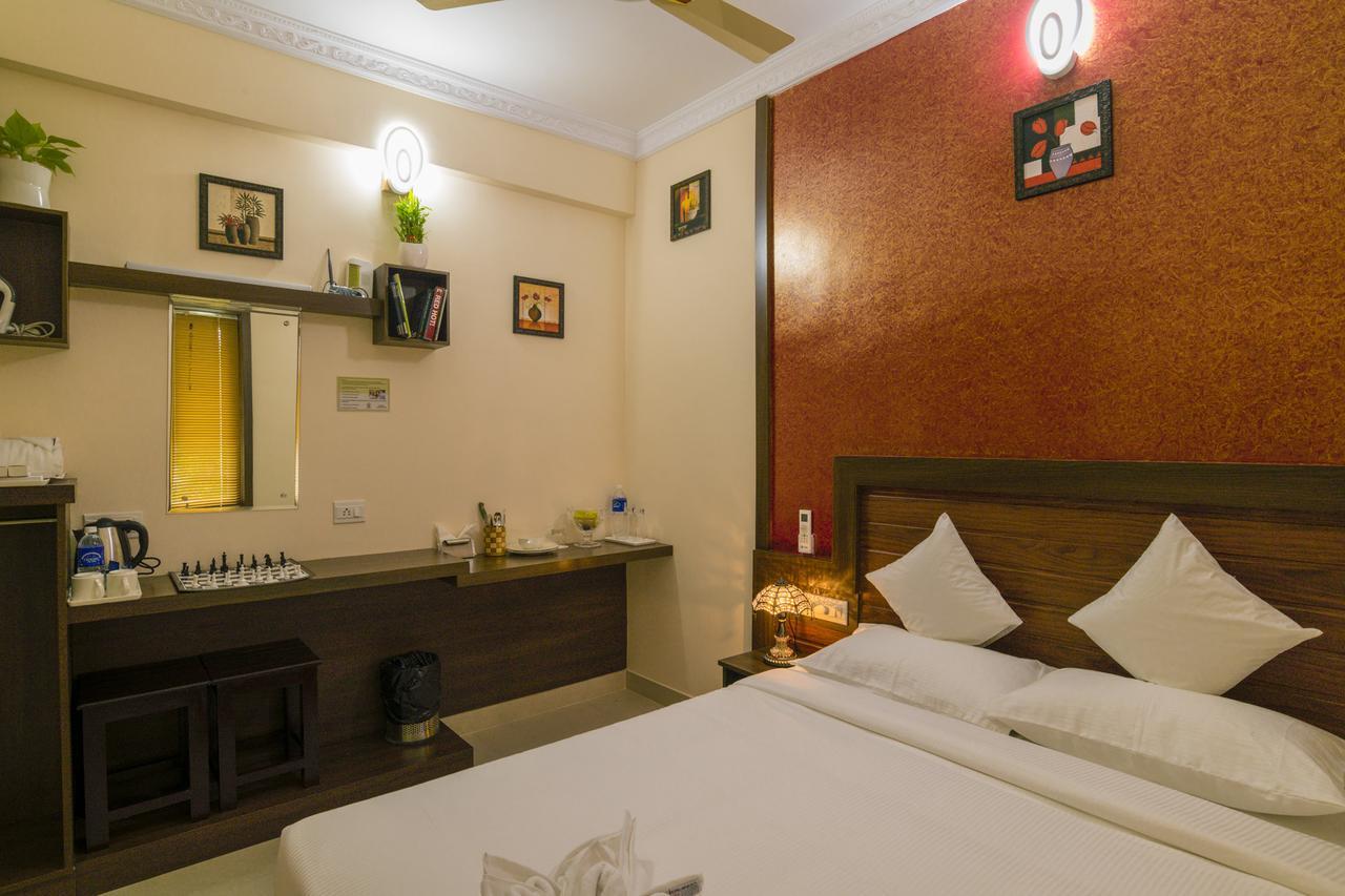 Blue Bell Cochin Airport Hotel Nedumbassery Exteriér fotografie